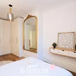 Апартаменты Le Prestige Place Carriere De Standing *