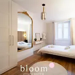 Апартаменты Le Prestige Place Carriere De Standing *